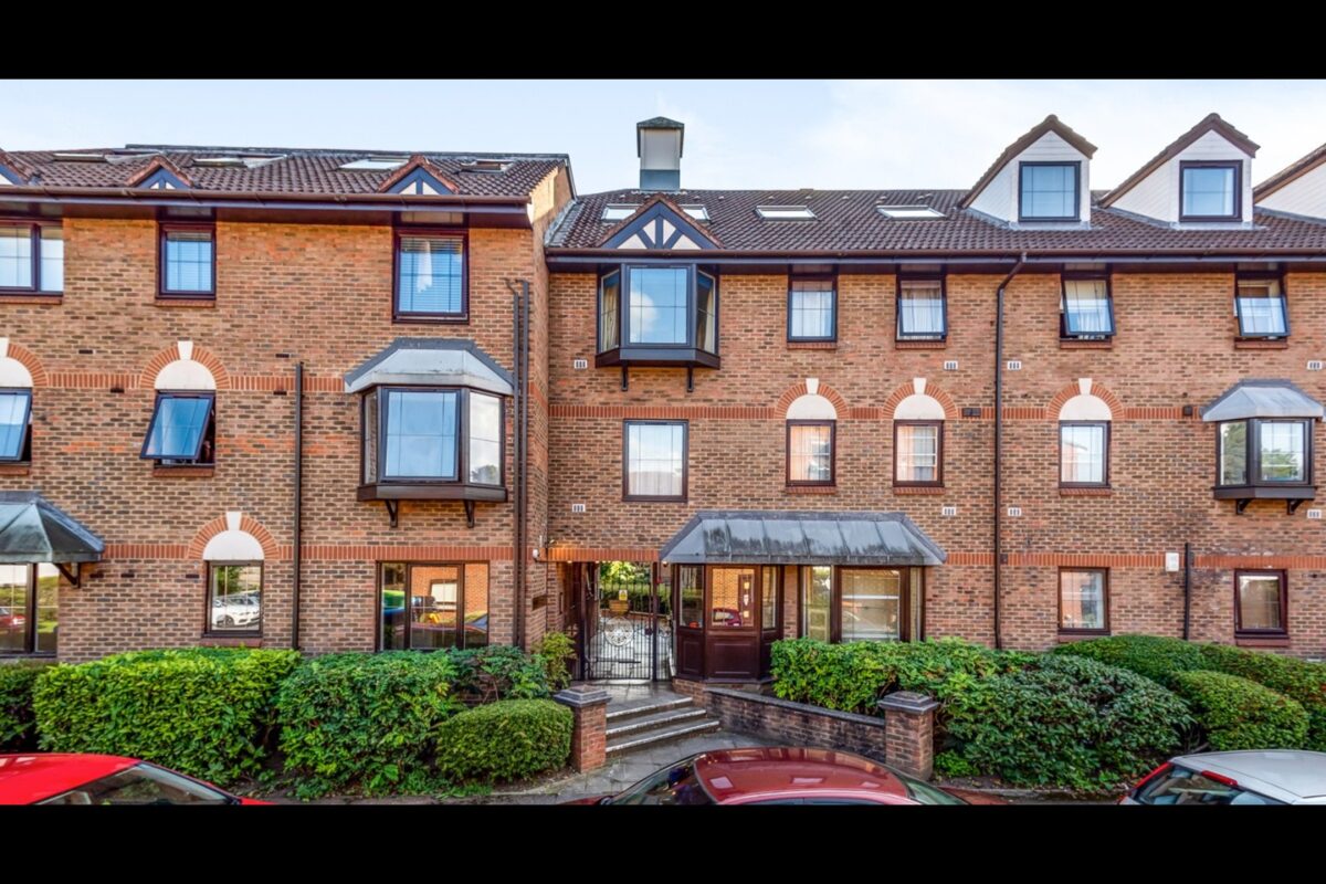 Lansdowne Road, purley, cr8