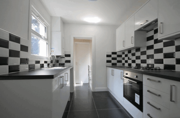 Bensham Lane, Thornton Heath, CR7