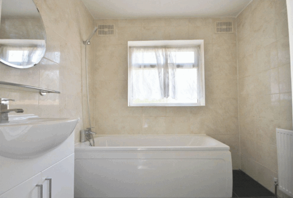 Bensham Lane, Thornton Heath, CR7